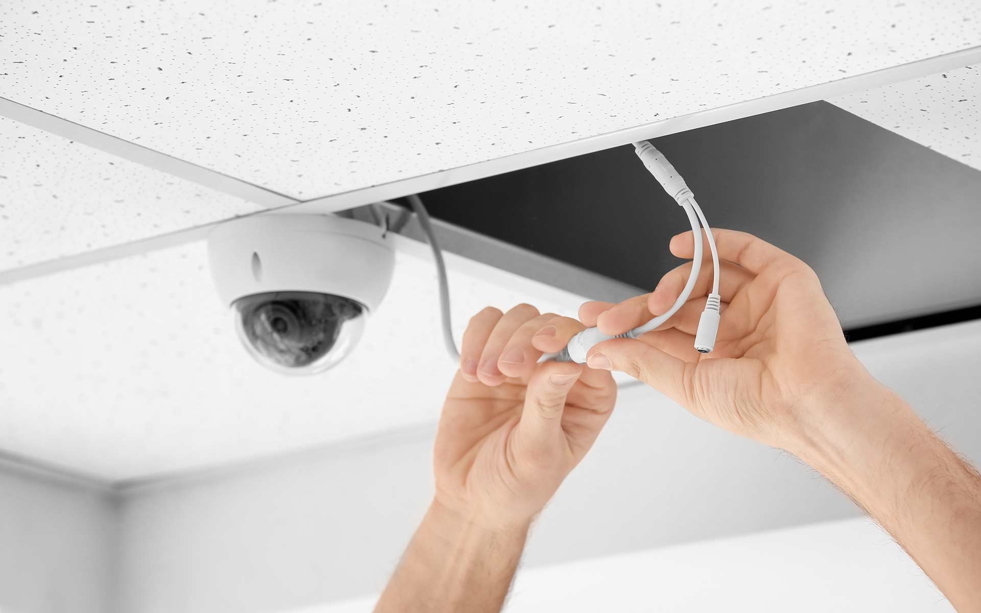 A2B Electrical's electricians can wire up CCTV cameras for properties in Spitalfields and the local area. 
